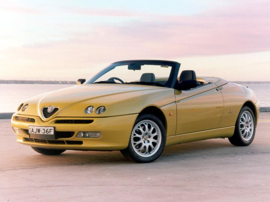  Alfa Romeo Spider (916S) 1999 года  (AU) (фото 3 из 14)